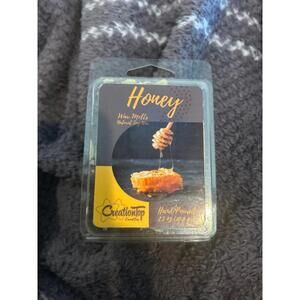 Scented wax melt honey